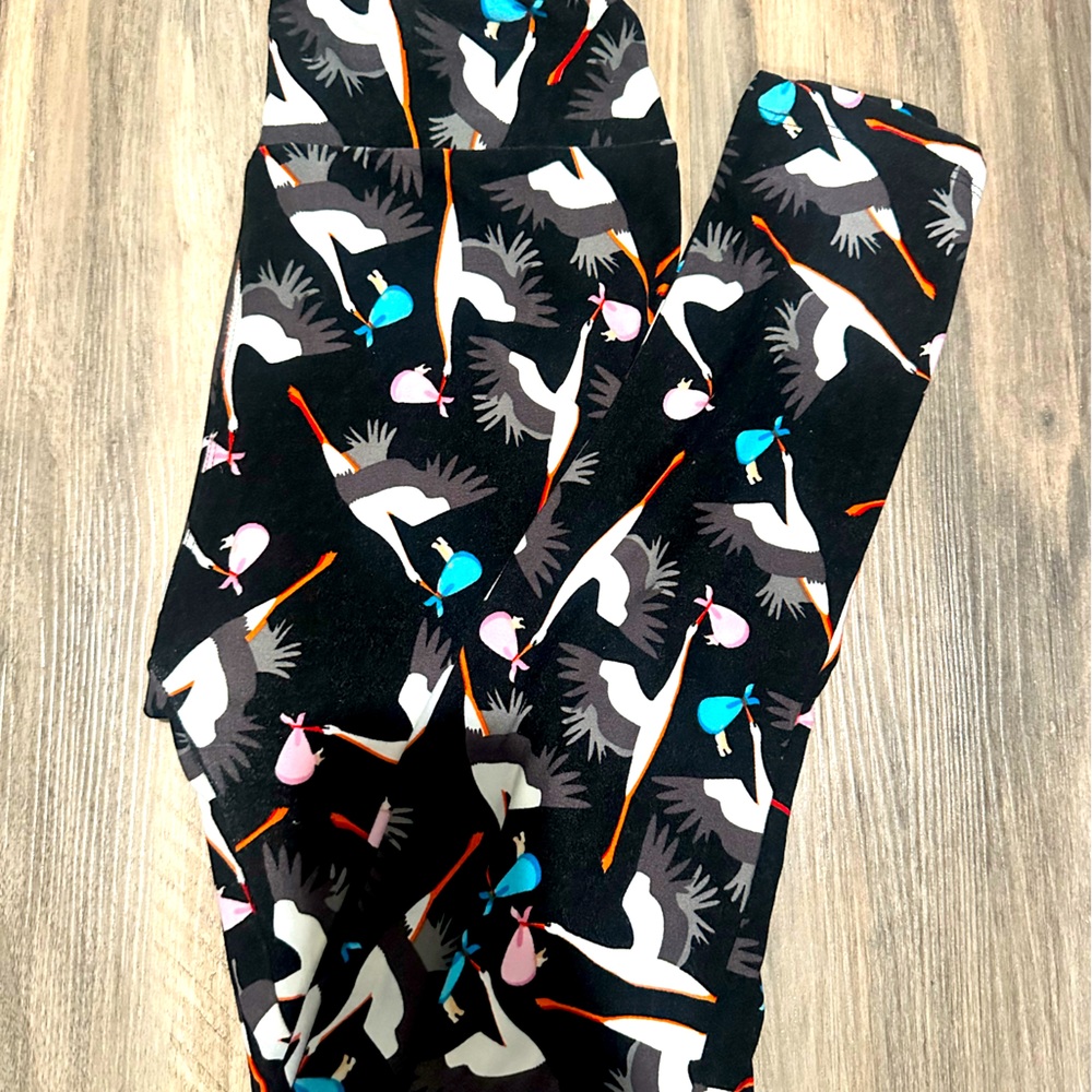 Rare! Lularoe Storck leggings - Maternity, Gender Reveal